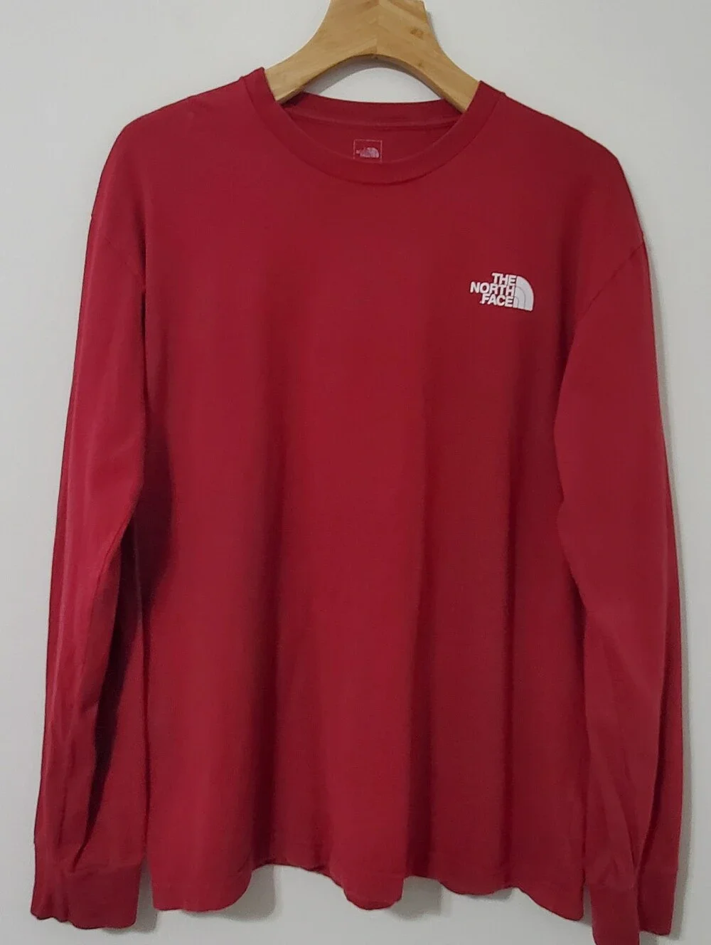 The North Face Men's Long Sleeve Crewneck Red Large
